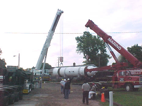 Pressurizer being placed on a temporary stand for overnight
